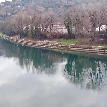 La Riva Del Po Indipendente * Turin
