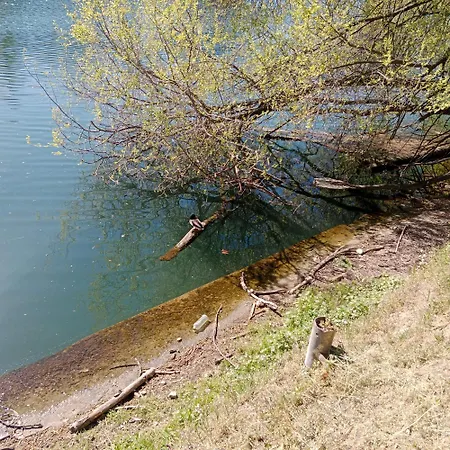 La Riva Del Po Indipendente Отель типа 