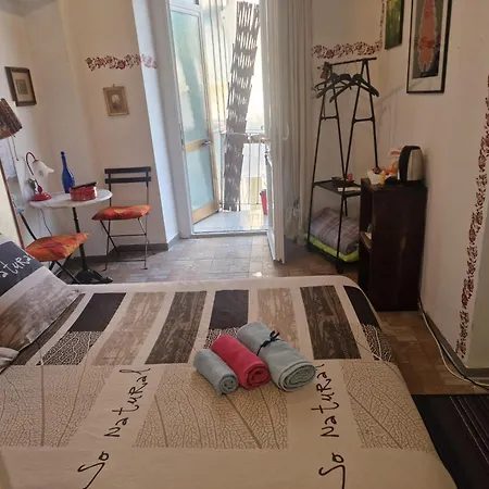 La Riva Del Po Couette-café Turin