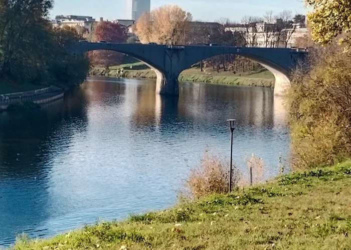 Alojamento de Acomodação e Pequeno-almoço La Riva Del Po